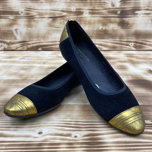 Donald J Pliner Hideyo Black Suede Flats S…